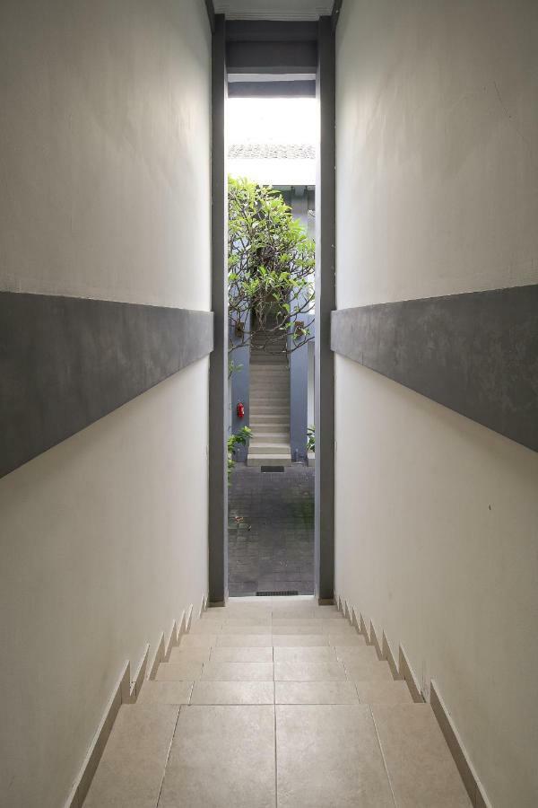 Mesari Beach Inn & Stables Seminyak Exteriör bild